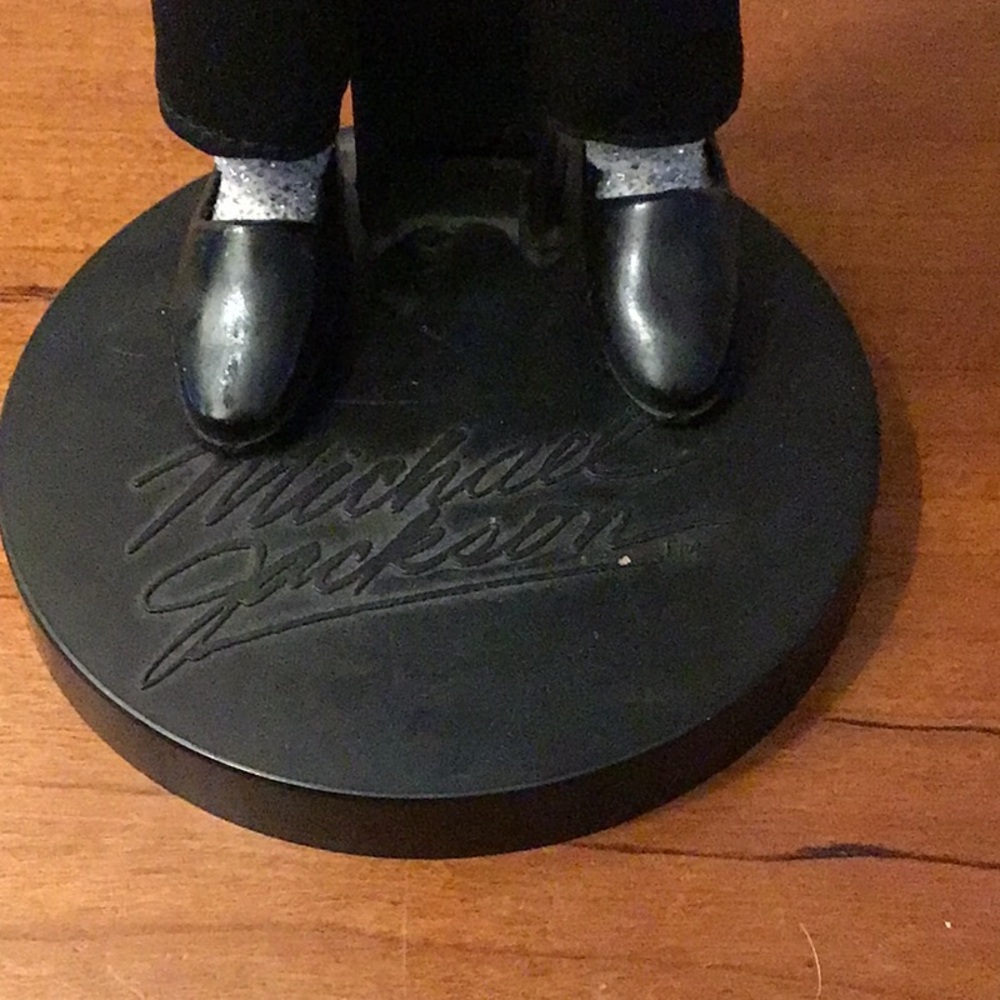 Vintage 1984 Micheal Jackson Doll - Picture 4 of 9